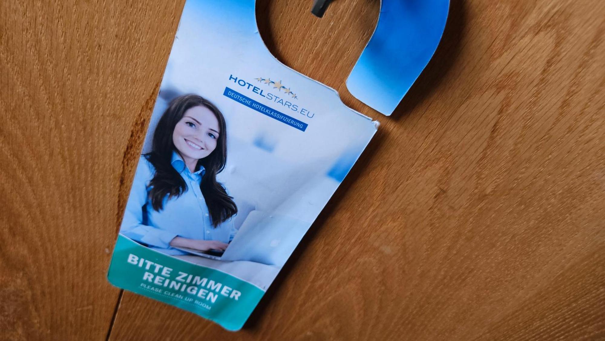 Hotel Dorfkrug Buesum - Guenstige Altbauzimmer Am Oland Oda fotoğraf